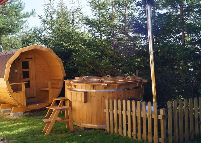 度假居 琥珀别墅酒店 *