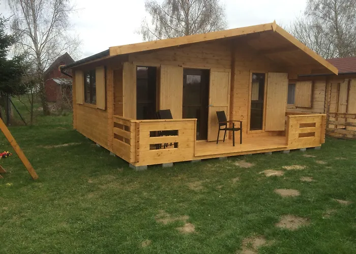 琥珀别墅酒店 *