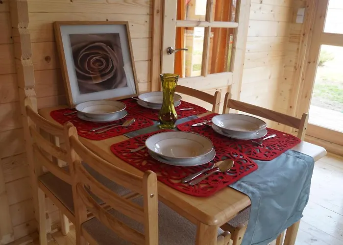 琥珀别墅酒店 *